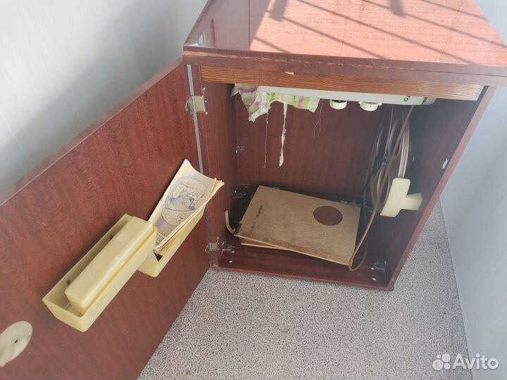 Швейная машинка подольская ножная