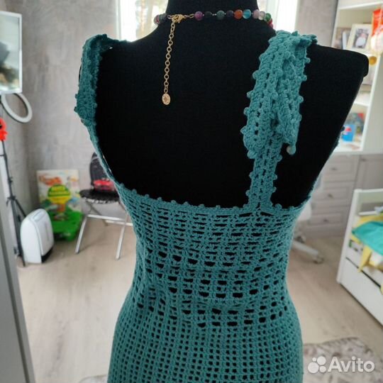 Платье вязаное