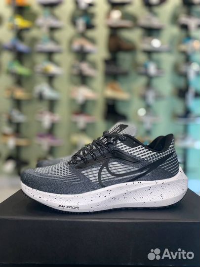 Кроссовки Nike Wmns Air Zoom Pegasus