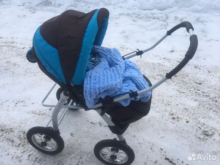 Коляска прогулочная