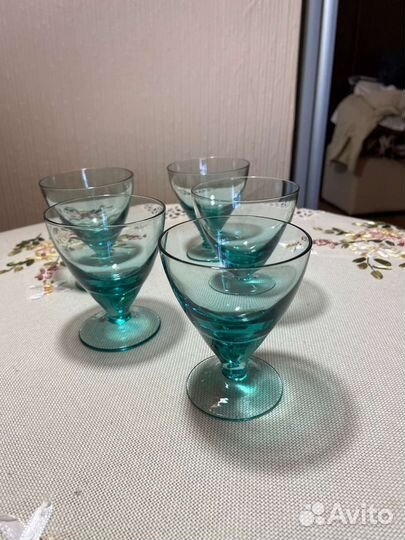 Рюмка,бокалы цветное стекло