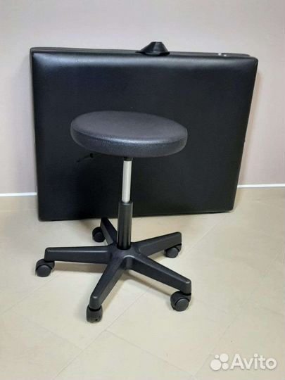 Стул мастера без спинки