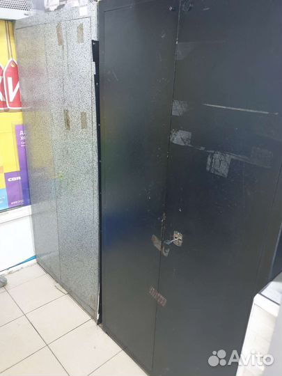 Шкаф металлический сейф бу