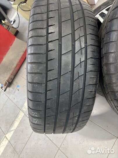 Continental ContiPremiumContact 6 255/45 R20