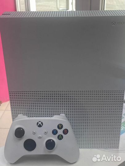 Xbox One s