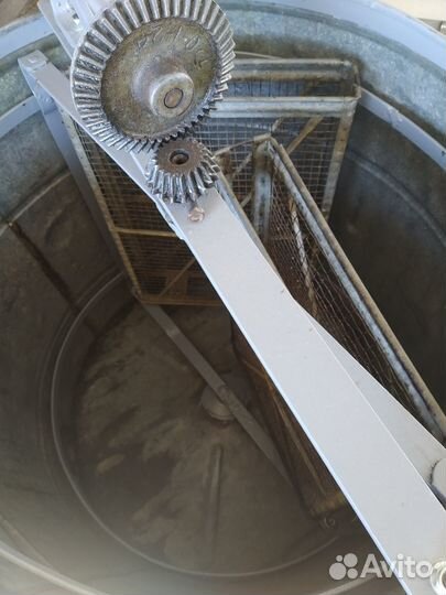 Медогонка 2х рамочная механическая