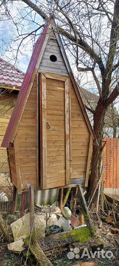 Туалет деревянный дачный б/у