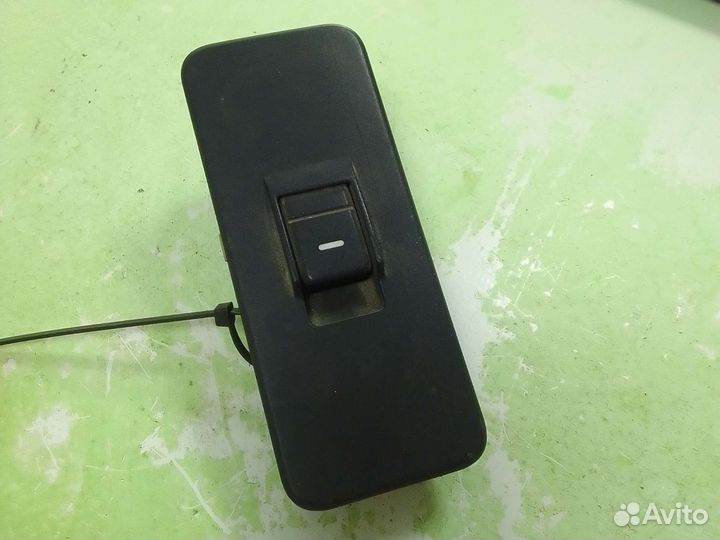Кнопка стеклоподъемника Land Rover Discovery 3 L31