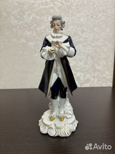 Статуэтка royal DUX