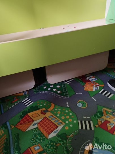 Детская двухярусная кровать