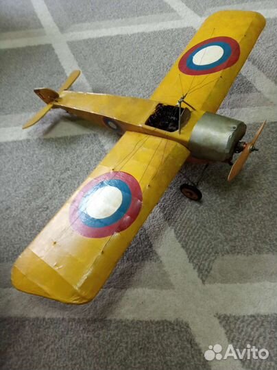Редкая Кордовая модель самолёта