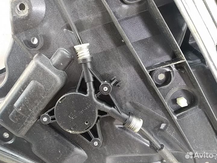 Стеклоподъемник электр. передний правый Mazda CX-7