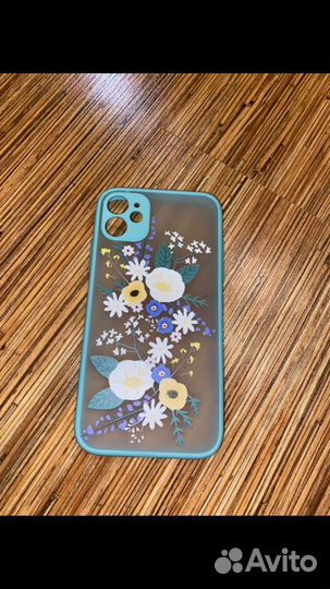 Чехол на iPhone 11