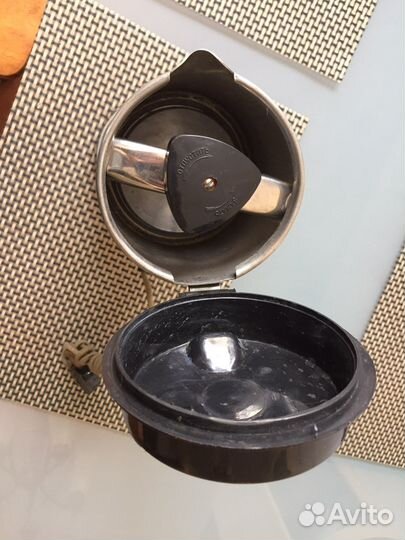 Кофеварка электрическая новая