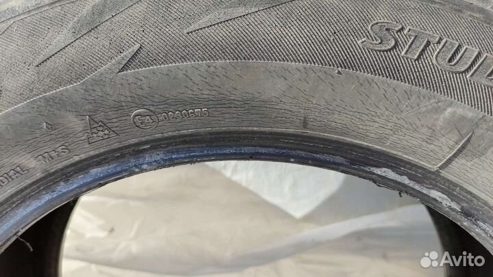 Bridgestone Blizzak WS-60 225/65 R17 99R