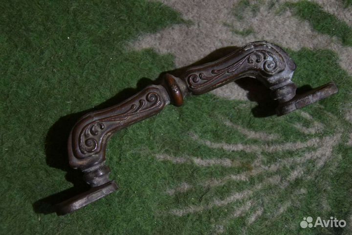 Винтажная дверная ручка