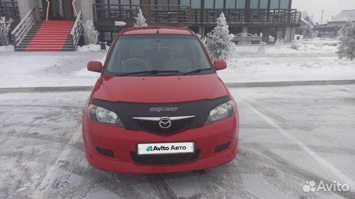 Mazda Demio 1.4 AT, 2002, 260 000 км