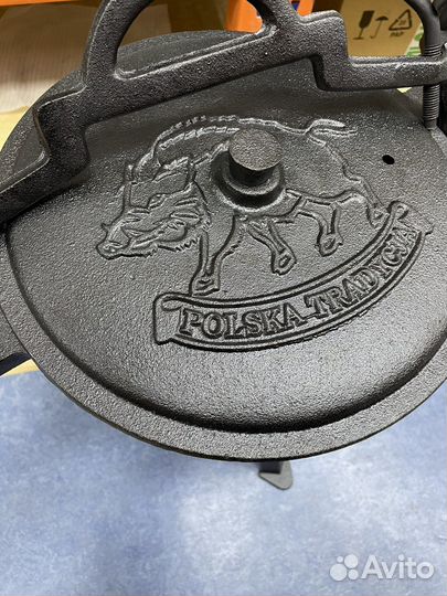 Котелок чугунный