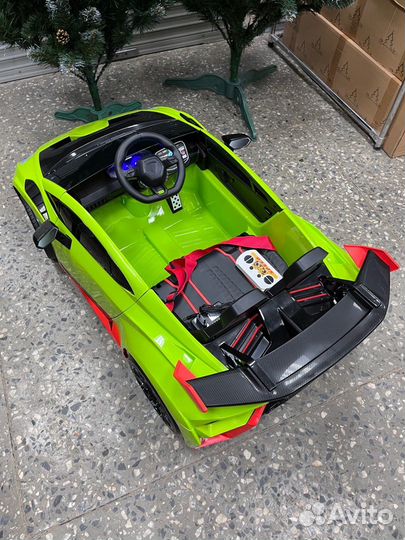 Электромобиль lamвоrgнini smт-555