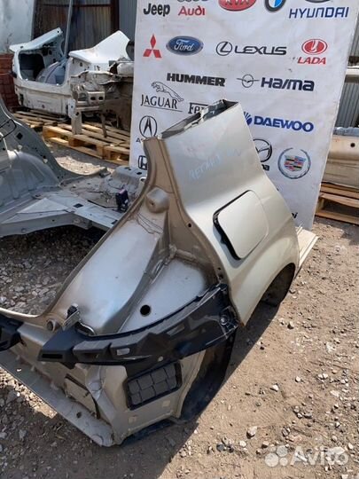 Крыло хечбек заднее правое Renault Megan