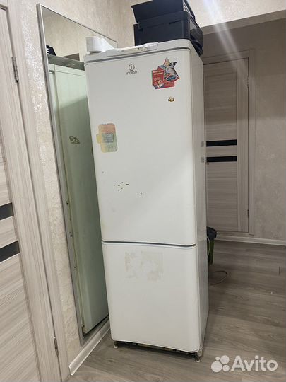 Холодильник