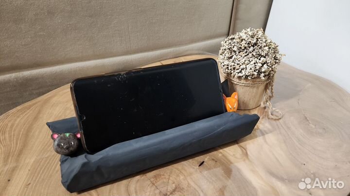 Подставка для телефона