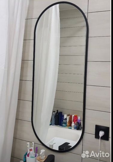 Зеркало Капсула овальной формы в раме из мдф 110*5