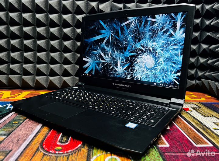 Ноутбук для игр Core i7 7700HQ / GTX 1050 2GB