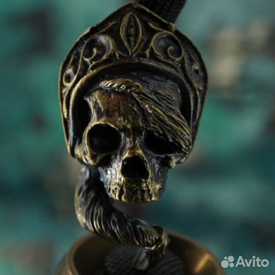 Брелок Русская Красавица Зима Кокошник Череп