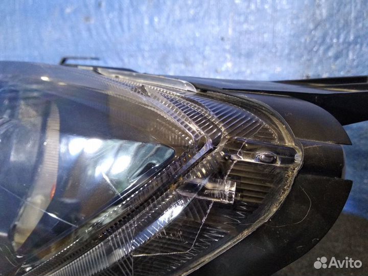 Фара левая Granta