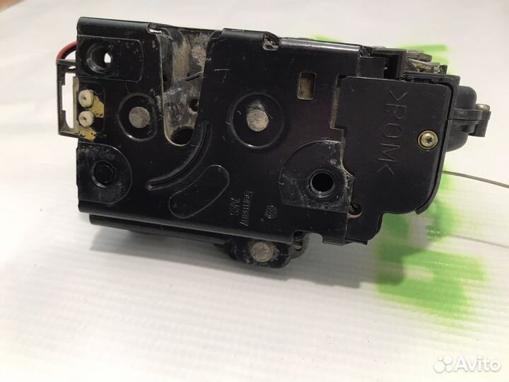 Замок двери передний правый volkswagen passat b5