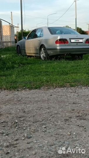 Mercedes-Benz E-класс 2.4 AT, 1998, 111 111 км