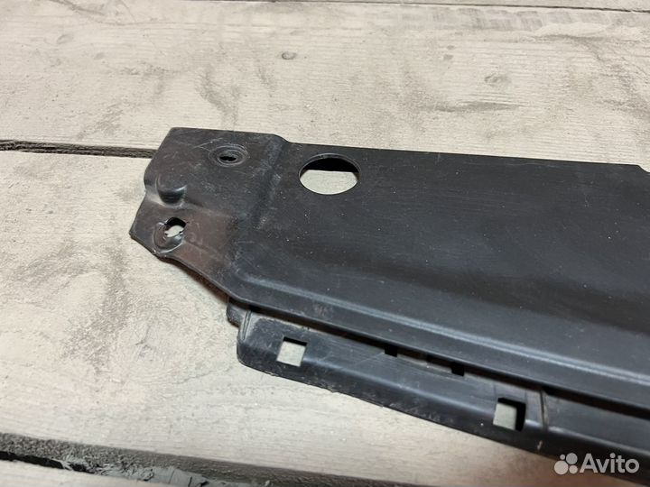 Накладка панели верх solaris