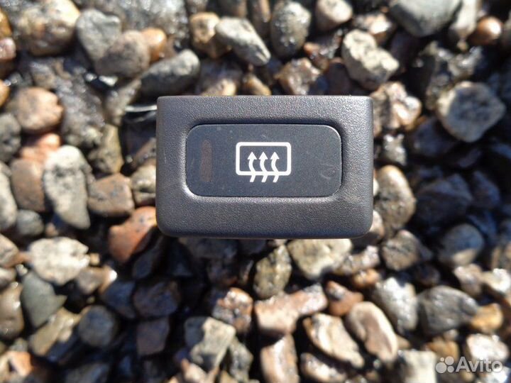 Кнопка обогрева заднего стекла Nissan Primera QP11