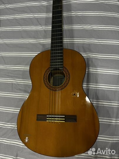 Акустическая гитара yamaha c40