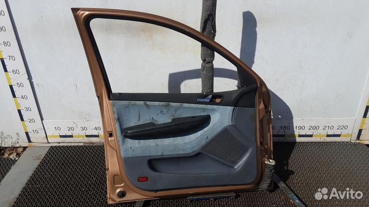 Дверь передняя левая Skoda Fabia