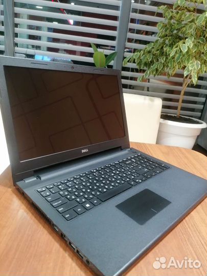 Ноутбук Dell мощненький,I3core, 1торабайт