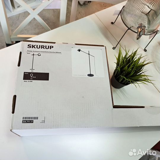 Торшер напольный IKEA skurup