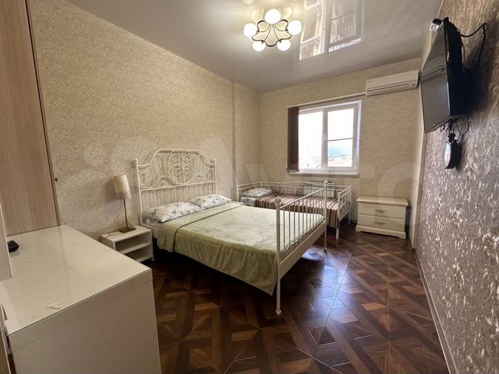 2-к. квартира, 60 м², 6/6 эт.