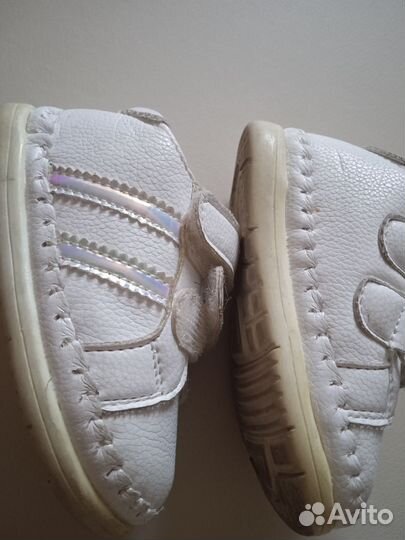 Кроссовки детские