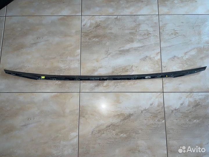 Накладка крышки багажника Mercedes C Class W 205