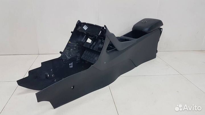 Консоль центральная Skoda Kodiaq 2016