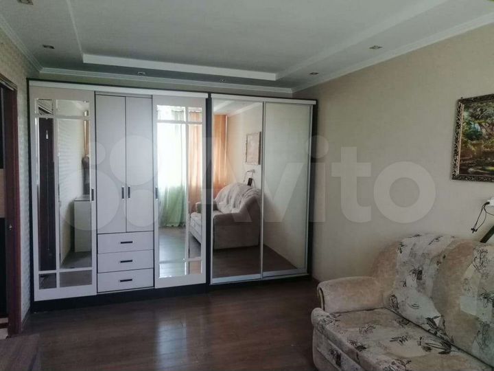 2-к. квартира, 45 м², 4/9 эт.