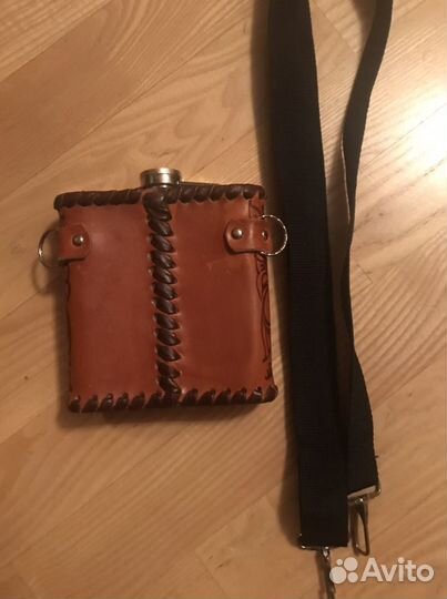 Фляга в кожанном переплёт