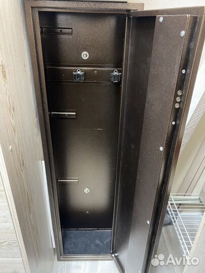 Оружейный сейф на 2 ствола