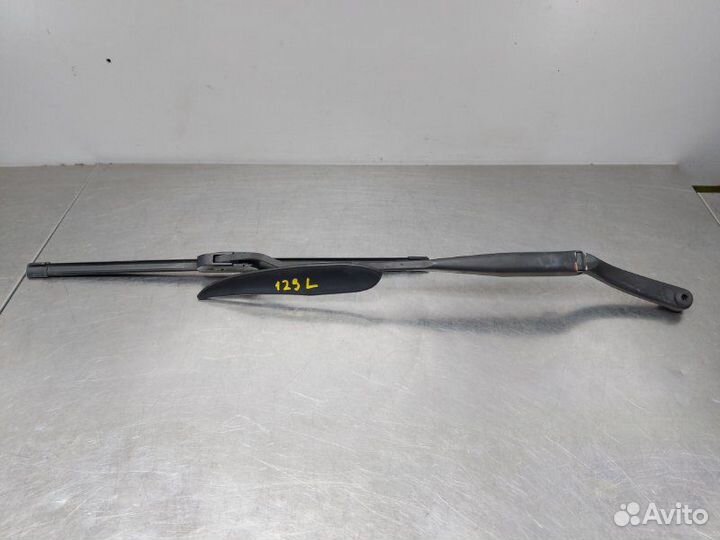 Поводок дворника левый Hyundai Elantra XD G4ED