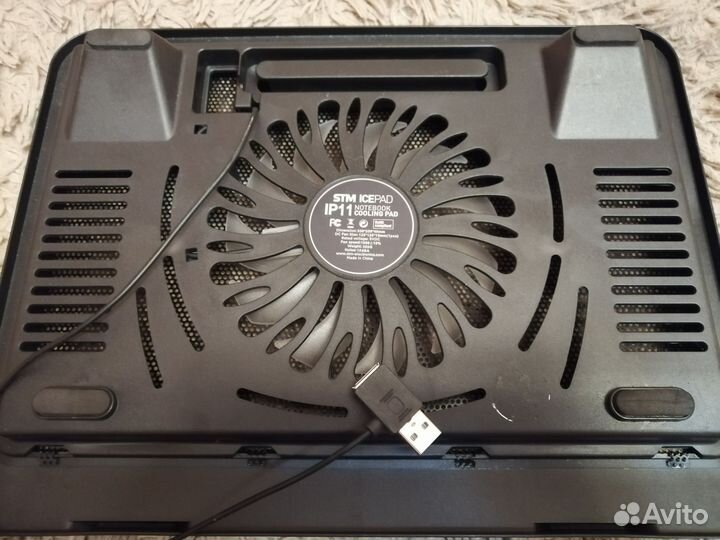 Подставка с охлаждением для ноутбука