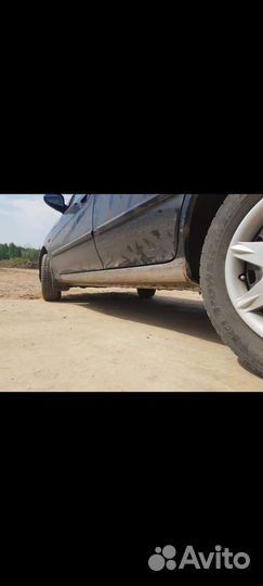 Пороги новые левые и правые Киа спектра