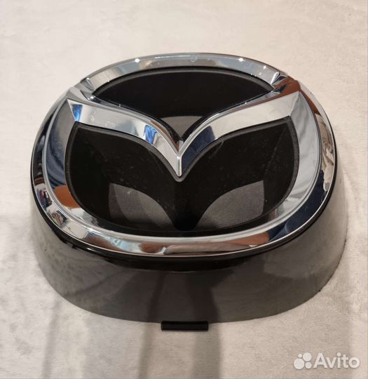 Логотип mazda