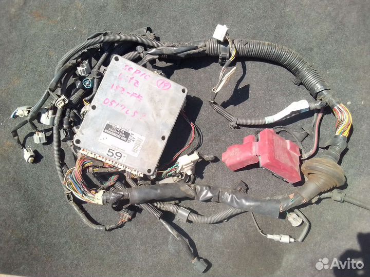 Продам на toyota platz/vitz коса с компьютером